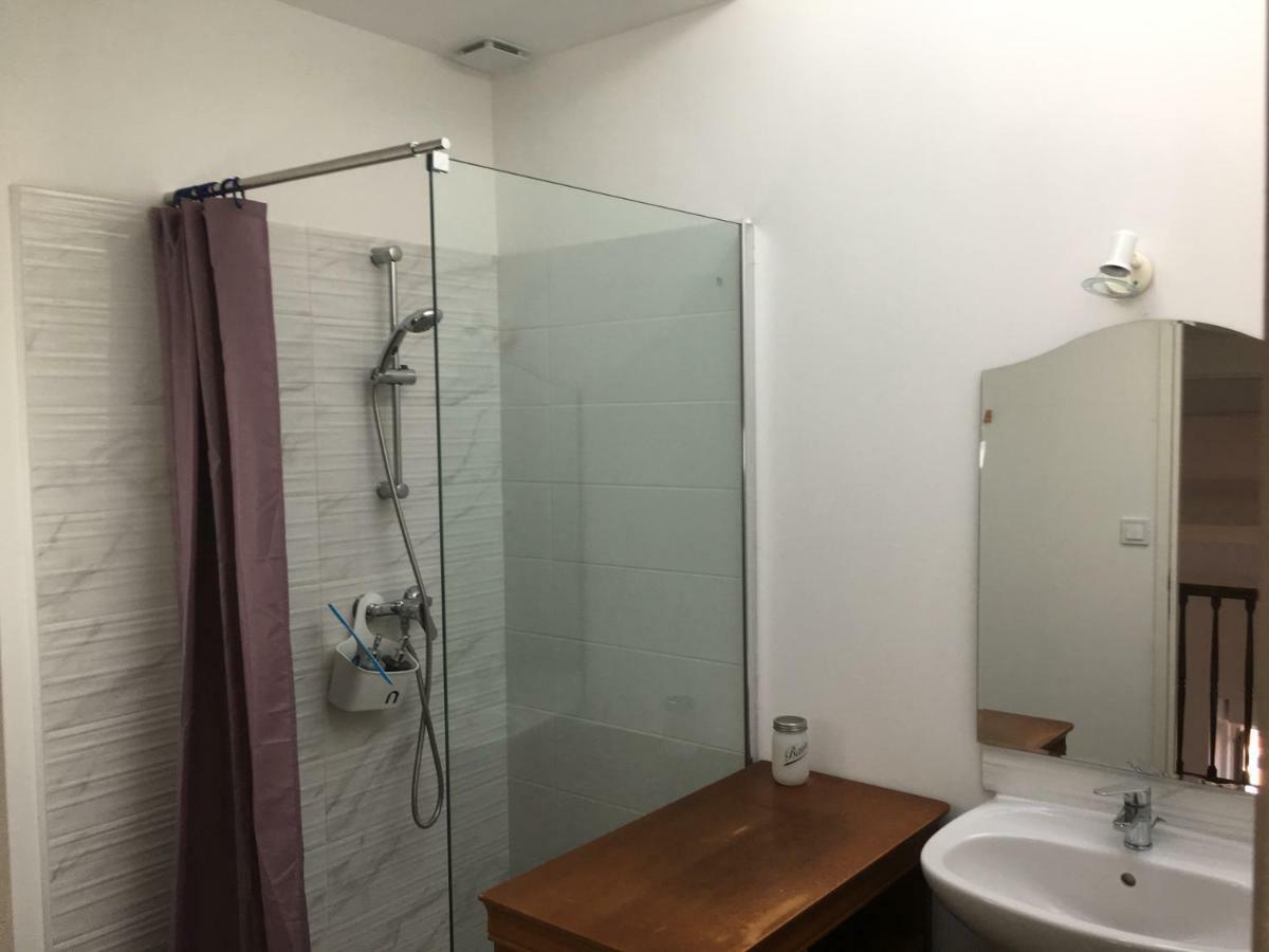 La Cathare Appartement เลซิยอง คอร์เบรียส์ ภายนอก รูปภาพ
